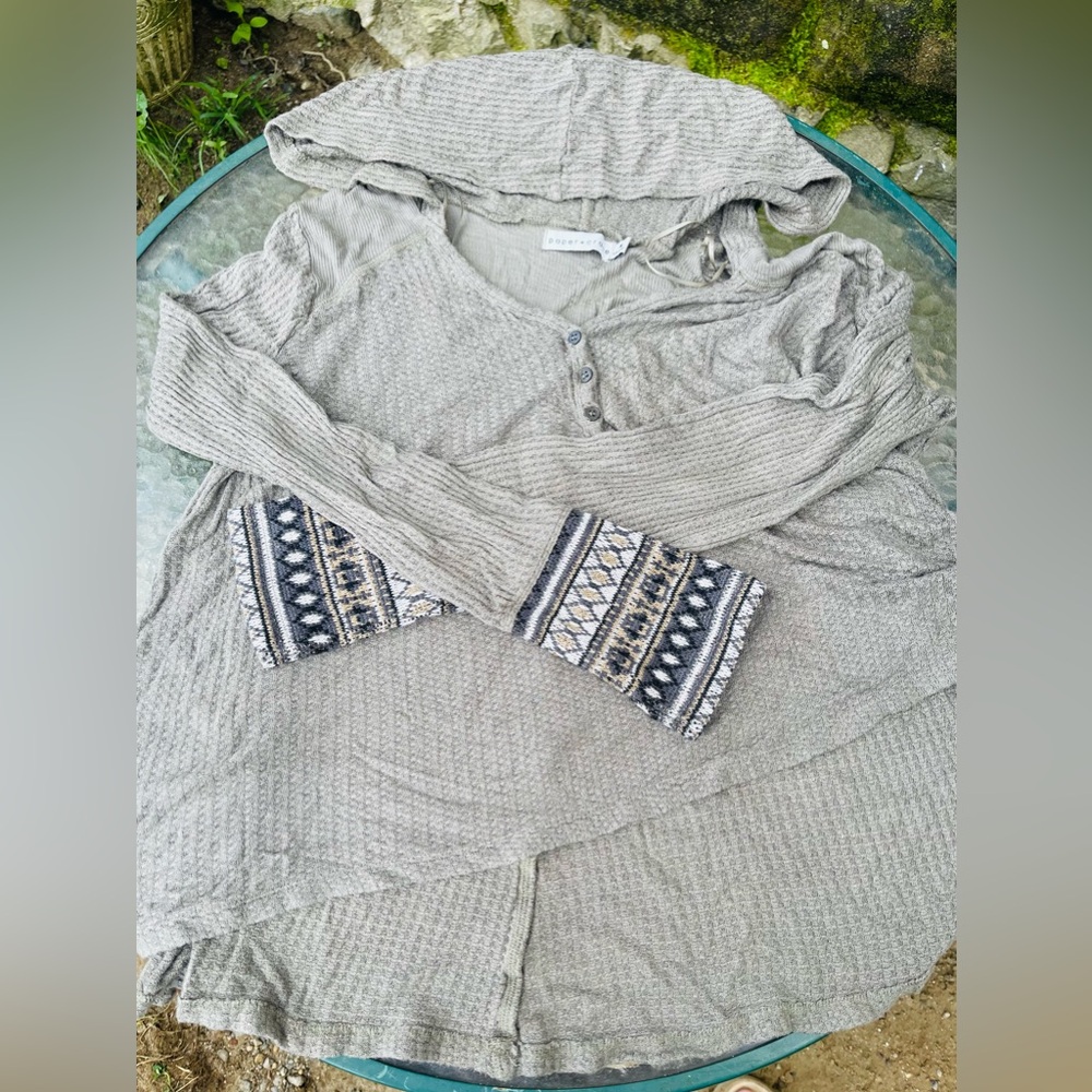 Paper crane high low tunic with hoodie women’s size m sage green